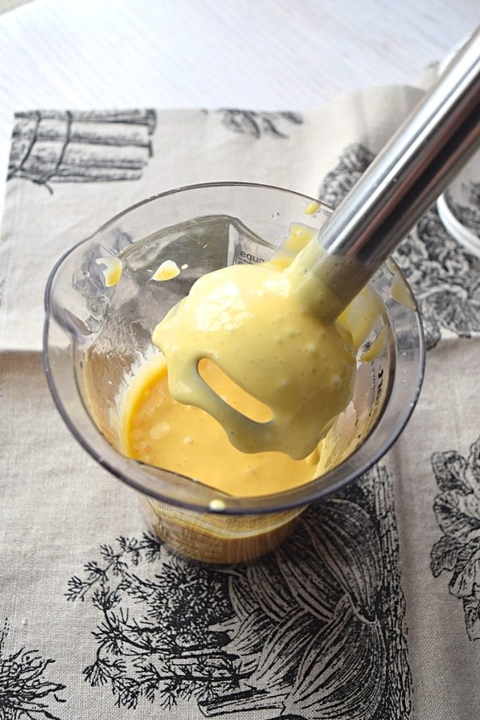Hollandaise sauce being mixed